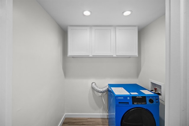 905 E 8th St S, Newton, IA 50208 - laundry area with washer hookup, baseboards, cabinet space, wood finished floors, and recessed lighting