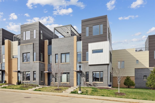118 E Center St, Des Moines, IA 50309 - view of building exterior