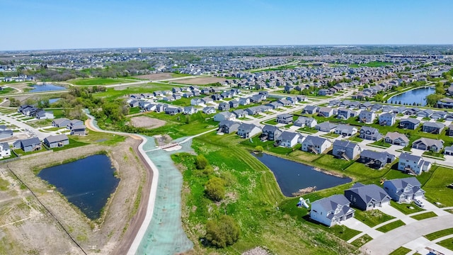 465 NW Gracewood Dr, Waukee, IA 50263 - aerial view of property's location featuring a large body of water and nearby suburban area
