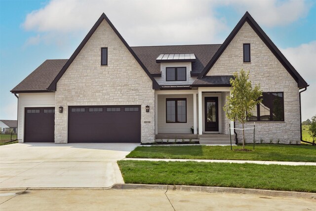 8236 Mahon Ct, Johnston, IA 50131 - photo 1