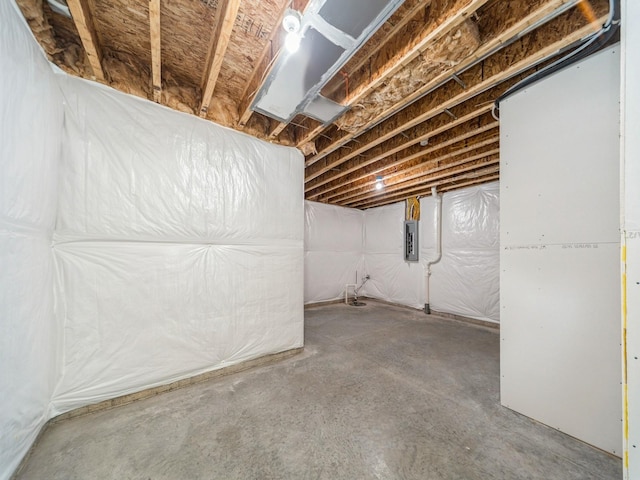 460 NW Gracewood Dr, Waukee, IA 50263 - unfinished basement featuring electric panel