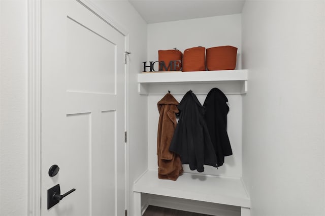 1415 Fair View Dr, Dallas Center, IA 50063 - view of mudroom