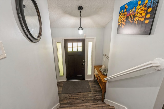 3714 Skyline Dr, Des Moines, IA 50310 - photo 1