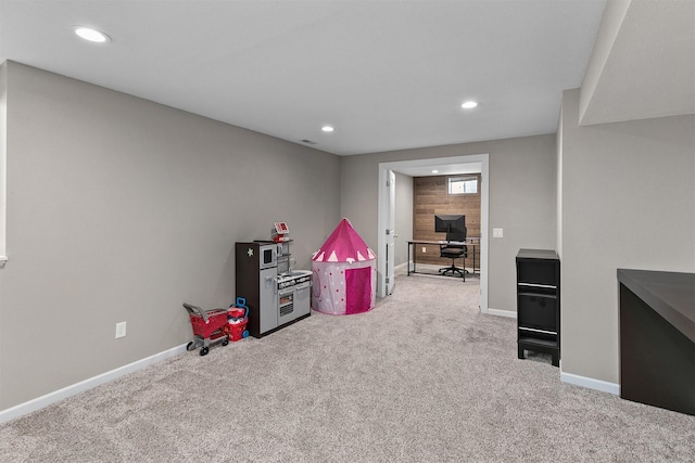 game room featuring carpet floors, recessed lighting, baseboards, and a desk