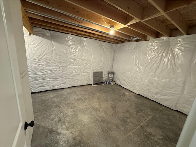 1533 Walker St, Des Moines, IA 50316 - view of unfinished below grade area
