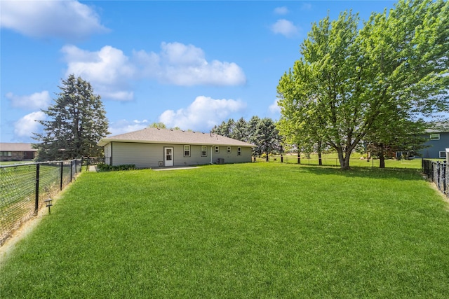 612 W Pleasant St, Pleasantville, IA 50225 - view of yard with a patio area