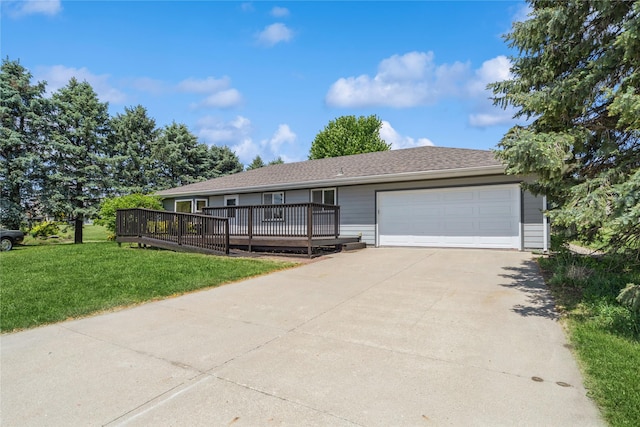 612 W Pleasant St, Pleasantville, IA 50225 - ranch-style house featuring a garage, a front yard, and driveway