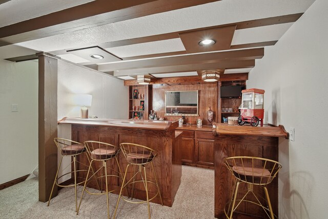 1534 41st St, Des Moines, IA 50311 - indoor wet bar with light colored carpet and baseboards