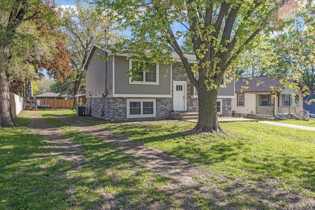 518 Maxwelton Dr, Des Moines, IA 50315 - raised ranch featuring stone siding