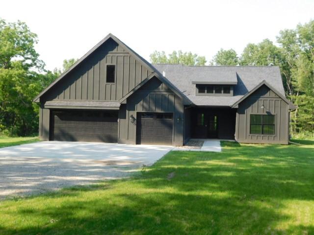 4625 NW Lovington Dr, Des Moines, IA 50310 - photo 1