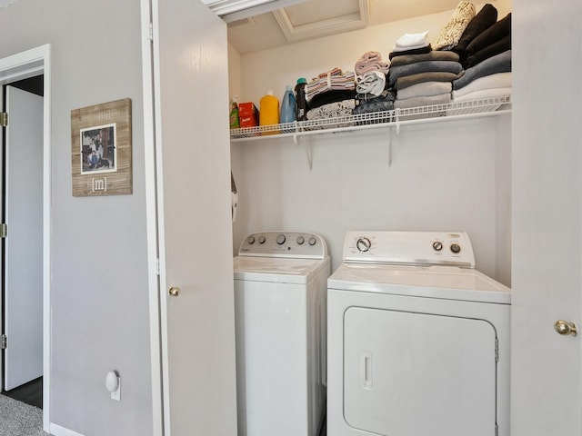 5031 Cherrywood Dr, West Des Moines, IA 50265 - laundry area with separate washer and dryer