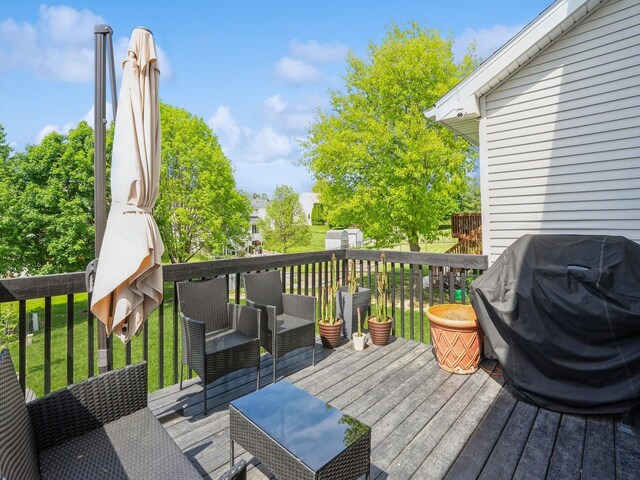 5031 Cherrywood Dr, West Des Moines, IA 50265 - wooden deck with area for grilling