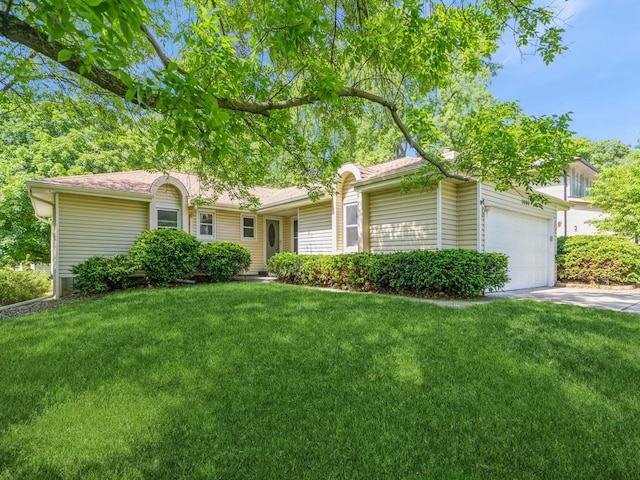 3800 Western Hills Dr, West Des Moines, IA 50265 - ranch-style house with an attached garage, a front lawn, and driveway