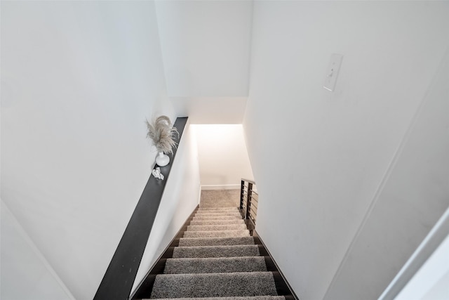 208 Mckinley Ave, Des Moines, IA 50315 - stairway featuring baseboards