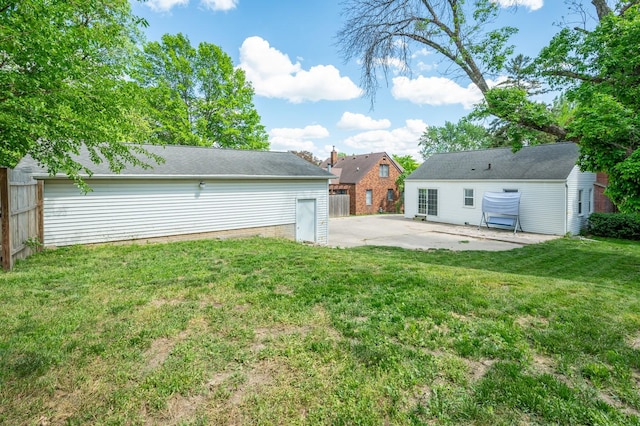 view of yard with a patio