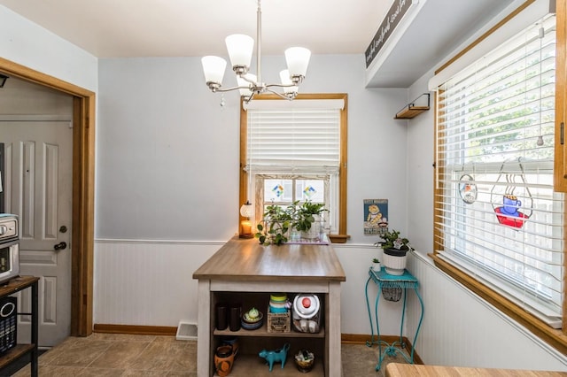 2322 E 39th St, Des Moines, IA 50317 - photo 10