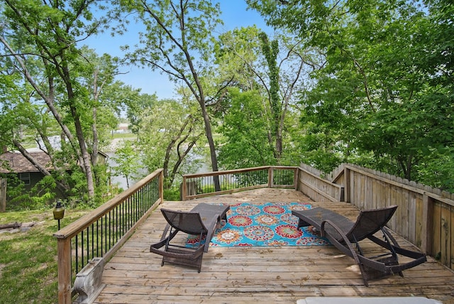 1919 Arlington Ave, Des Moines, IA 50314 - view of deck