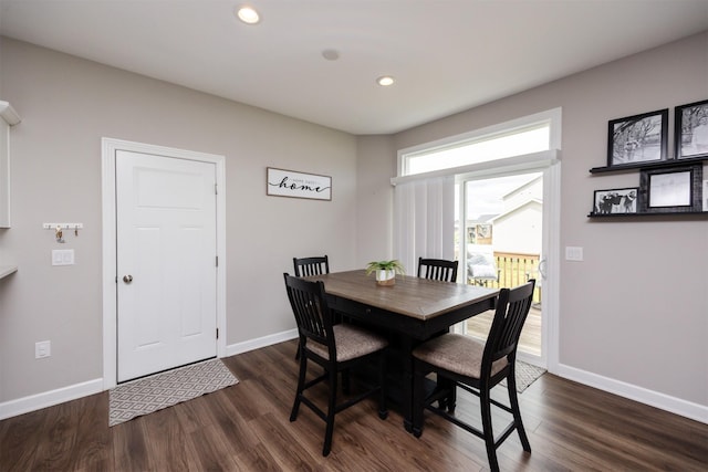 675 SE Maxwell Dr, Waukee, IA 50263 - dining area featuring dark wood-style floors and recessed lighting