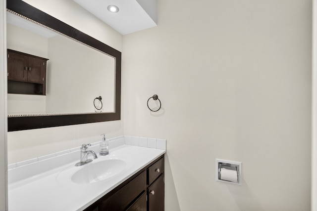 6700 Sheridan Ave, Des Moines, IA 50322 - bathroom featuring vanity