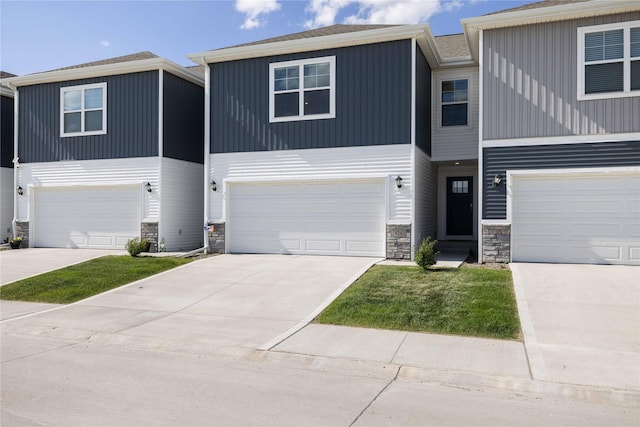 14243 Walnut Meadows Dr, Urbandale, IA 50323 - photo 26
