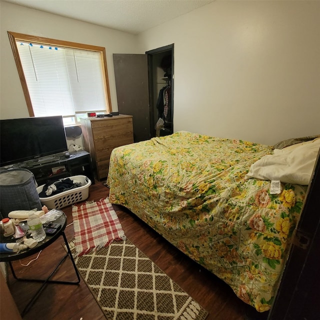 1850 King Ave, Des Moines, IA 50320 - bedroom with wood finished floors