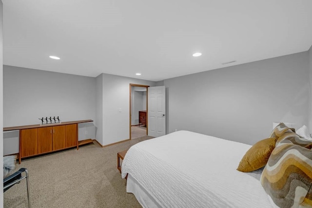 947 11th Ave SE, Altoona, IA 50009 - bedroom featuring recessed lighting, light carpet, and baseboards