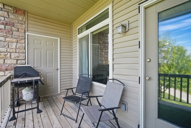 545 Maggie Ln, Altoona, IA 50009 - wooden deck with grilling area