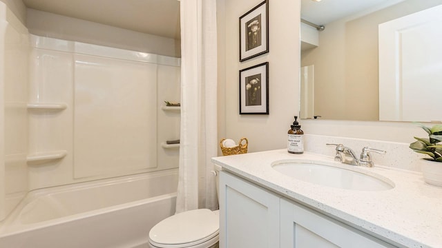 4308 NE 12th St, Ankeny, IA 50021 - full bath featuring vanity and shower / bath combination with curtain
