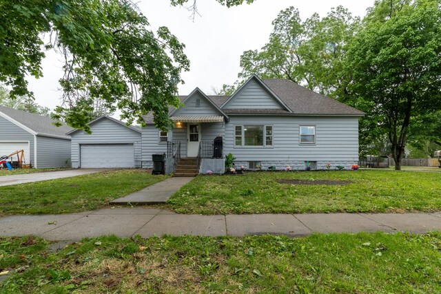 702 12th St S, Grand Junction, IA 50107 - photo 1