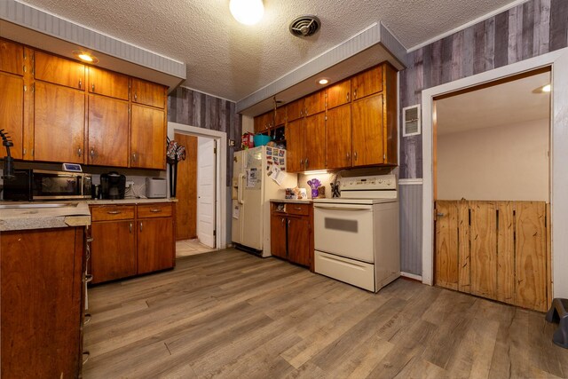 702 12th St S, Grand Junction, IA 50107 - photo 9
