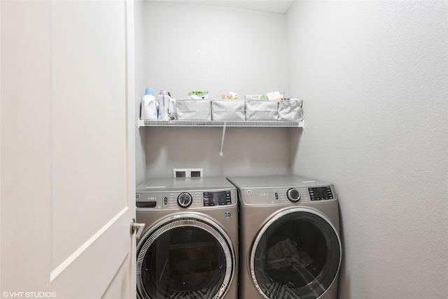 2817 Partlow St, Norwalk, IA 50211 - washroom with washing machine and clothes dryer