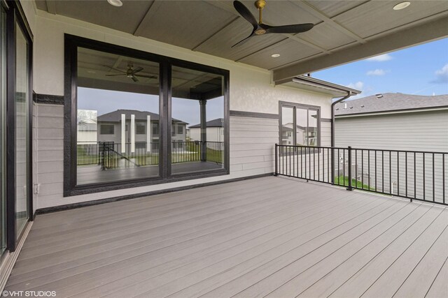 17400 Springbrook Trl, Urbandale, IA 50111 - deck featuring a ceiling fan
