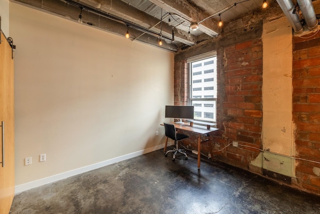 112 11th St Unit 506, Des Moines, IA 50309 - office featuring concrete floors and baseboards