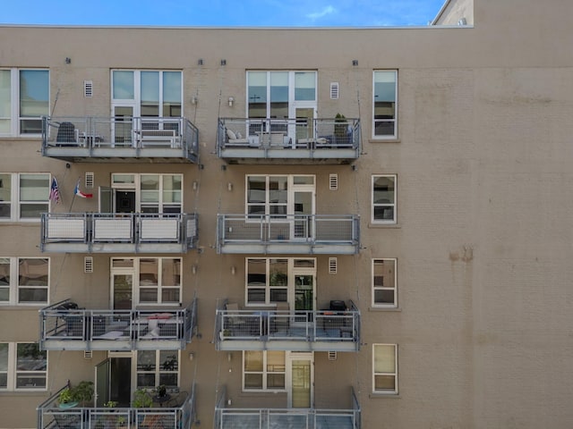 112 11th St Unit 506, Des Moines, IA 50309 - view of apartment building / complex