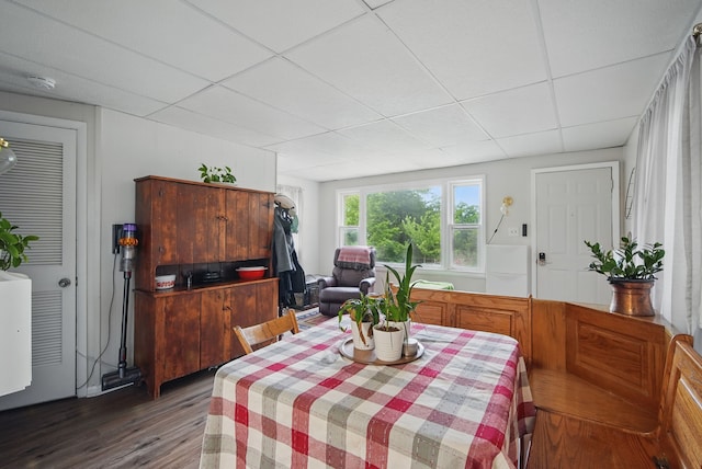 819 Olinda Ave, Des Moines, IA 50315 - dining space featuring wood finished floors and a drop ceiling
