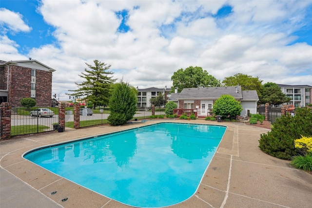 4829 86th St Unit 6, Urbandale, IA 50322 - view of swimming pool