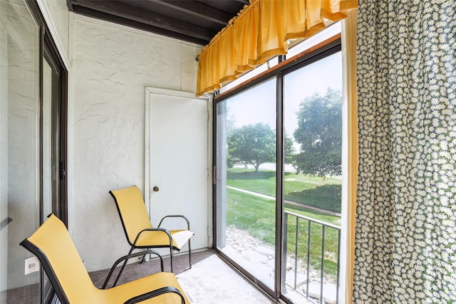 4829 86th St Unit 6, Urbandale, IA 50322 - view of sunroom