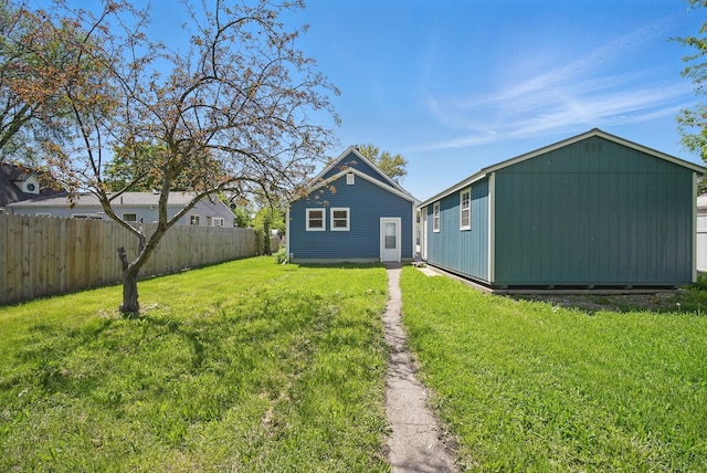 1519 Searle St, Des Moines, IA 50317 - back of house