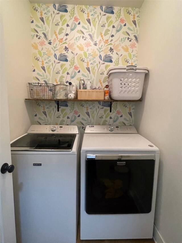 1932 Strauss Ave, Adel, IA 50003 - laundry room featuring independent washer and dryer