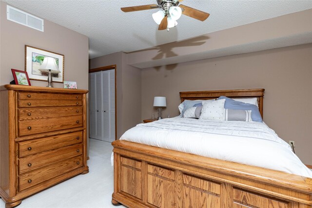 8144 Dellwood Dr, Urbandale, IA 50322 - photo 23