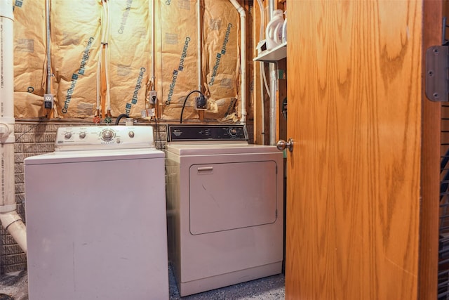 5200 Pine Valley Dr, Pleasant Hill, IA 50327 - washroom with separate washer and dryer