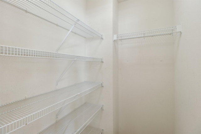 15203 Greenbelt Dr, Urbandale, IA 50323 - view of spacious closet