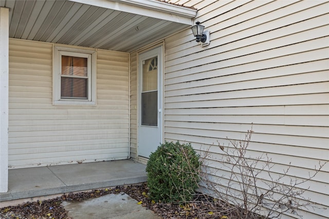 8532 Oakwood Dr, Urbandale, IA 50322 - view of entrance to property