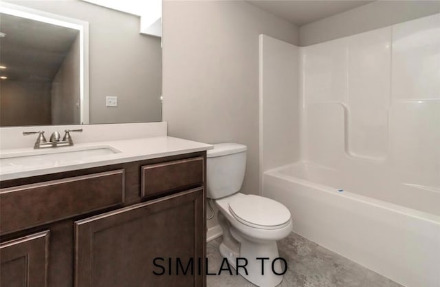 926 Willow Valley Dr, Norwalk, IA 50211 - bathroom featuring vanity, toilet, and washtub / shower combination