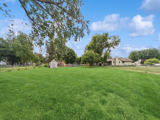 5180 NW 64th Pl, Johnston, IA 50131 - view of yard