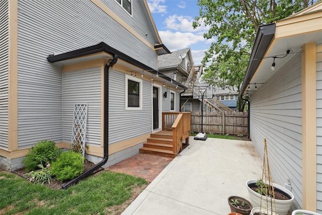 1107 24th St, Des Moines, IA 50311 - view of patio / terrace