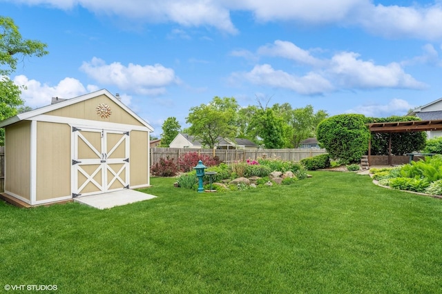 4337 Park Ct, Urbandale, IA 50322 - view of yard