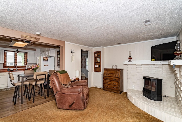 113 N Locust St, Madrid, IA 50156 - living area with a textured ceiling