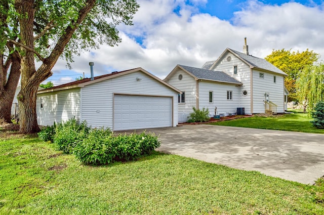 113 N Locust St, Madrid, IA 50156 - view of property exterior with a lawn