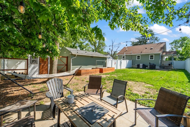 1516 57th Pl, Des Moines, IA 50311 - view of patio